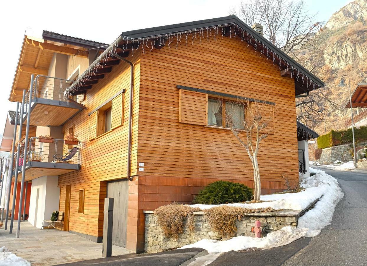 Casa Monet Lägenhet Saint-Vincent Exteriör bild